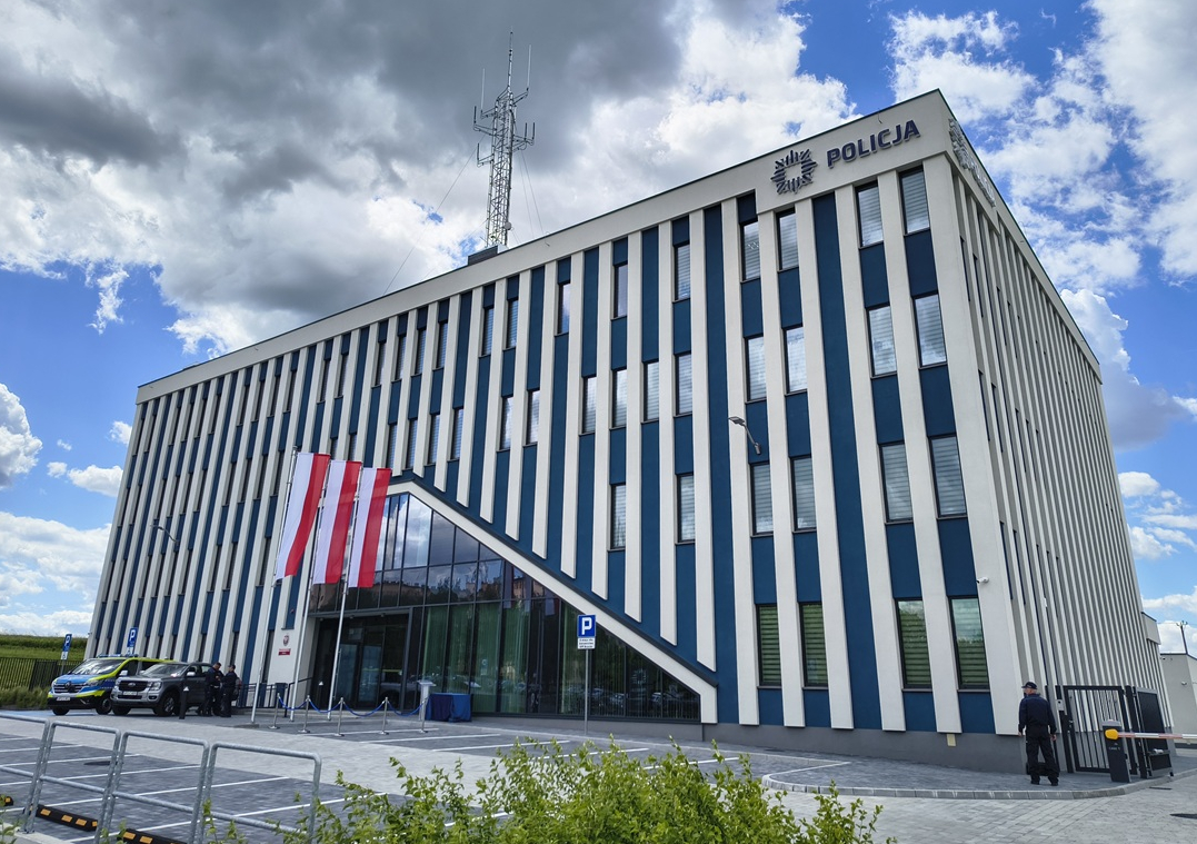 Policjanci już w nowej komendzie