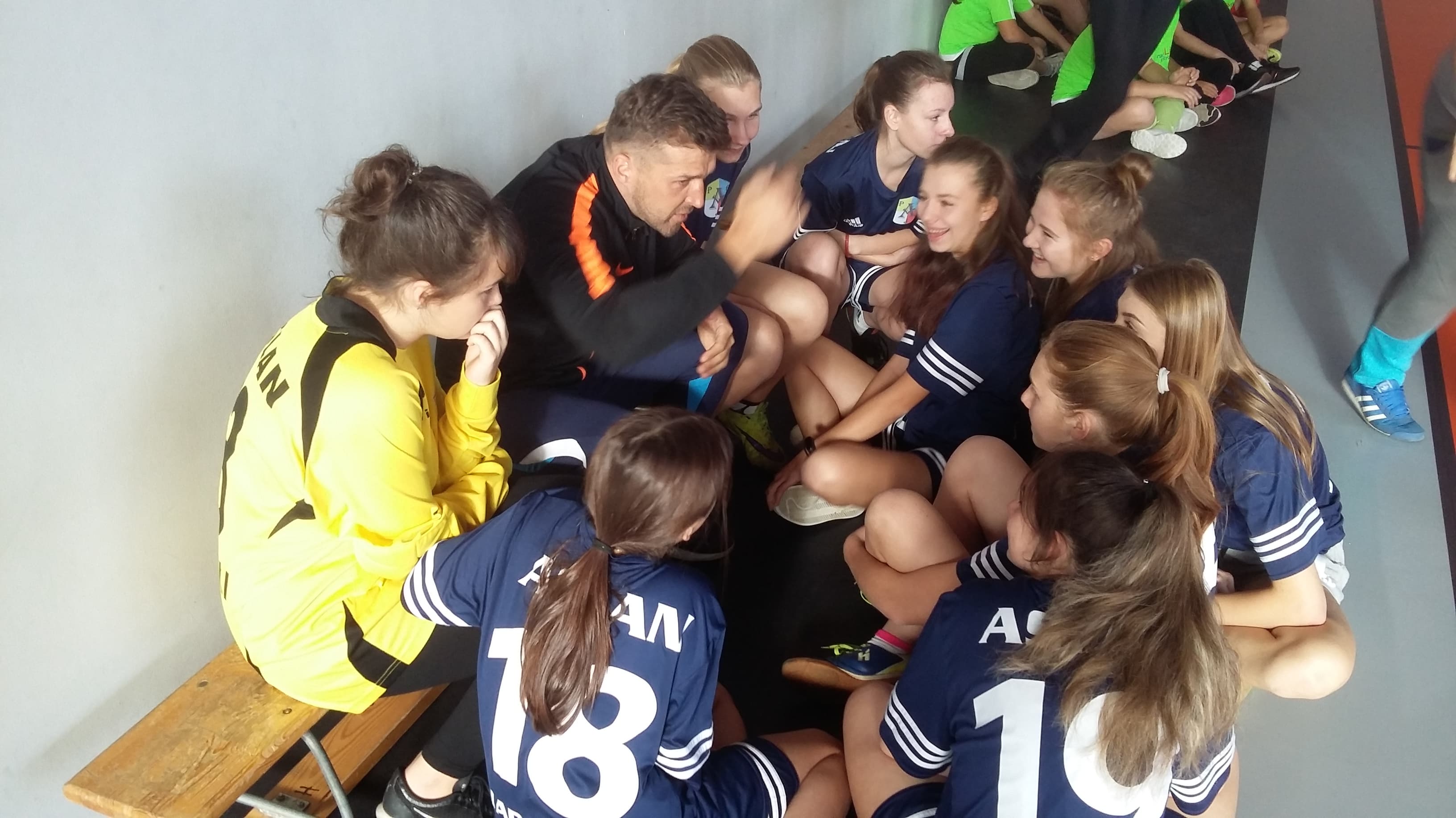 Gminne zawody w piłce halowej