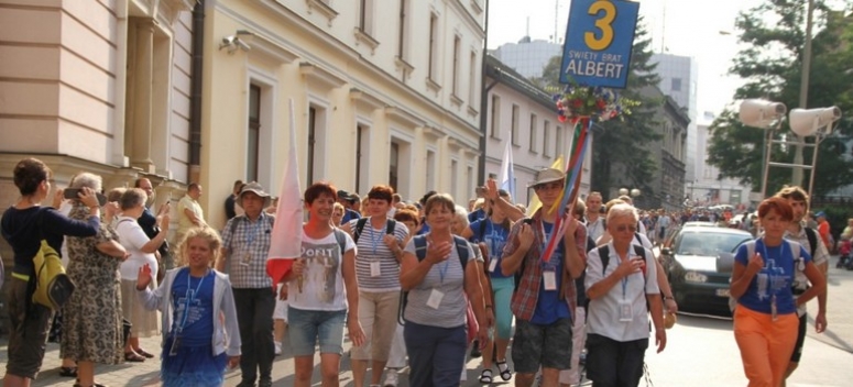 Brzeszczanie w pieszej pielgrzymce na Jasną Górę