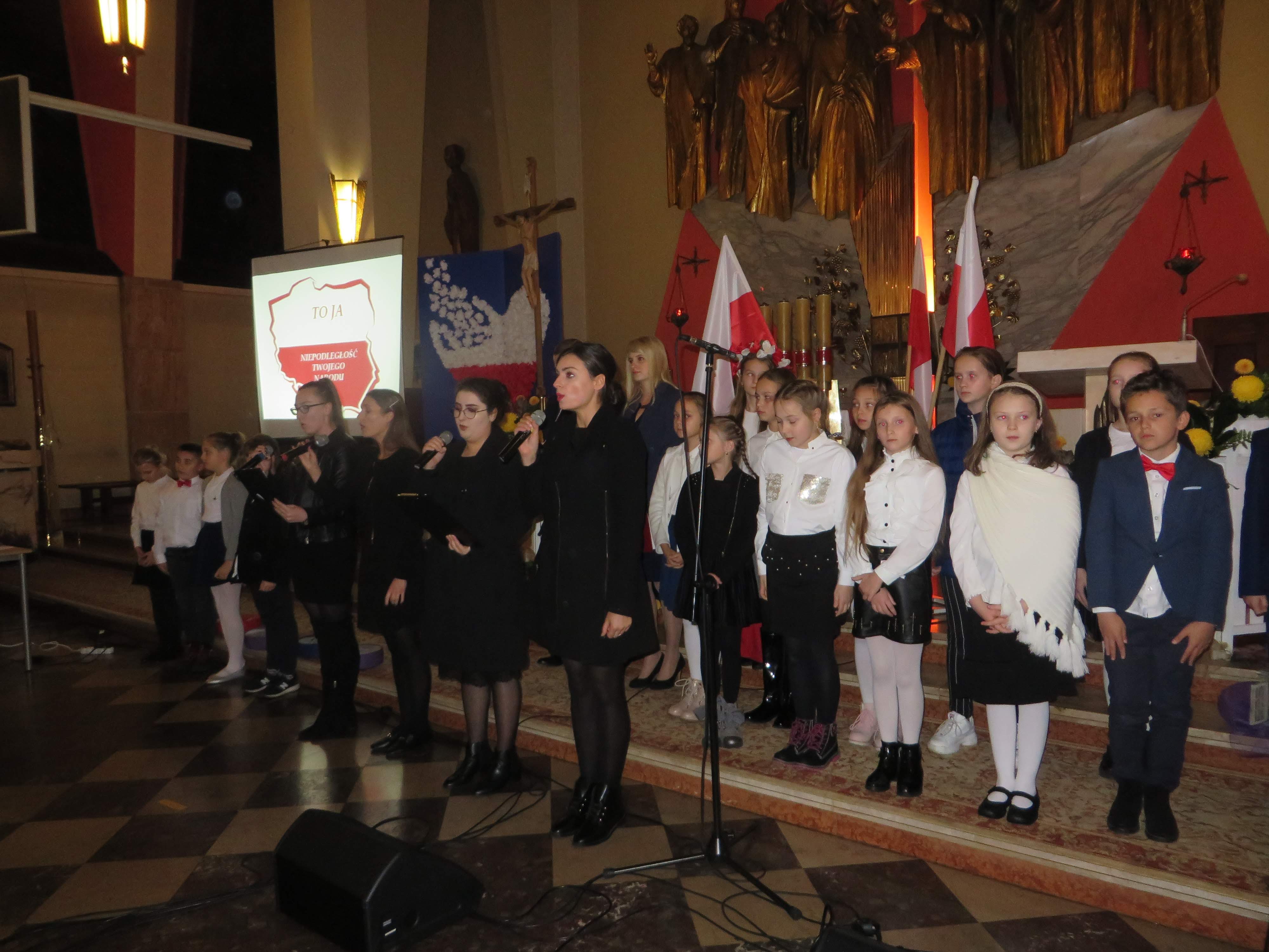 Uczniowie z PSP nr 1 w programie patriotycznym