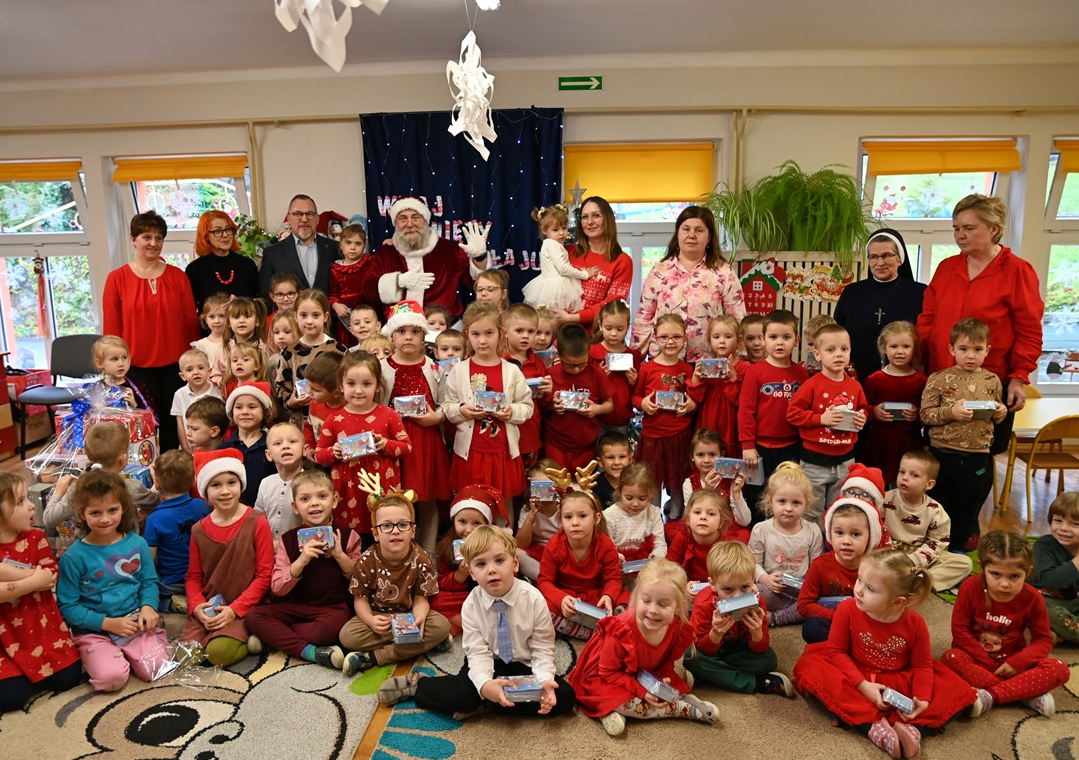 Mikołaj odwiedził przedszkola