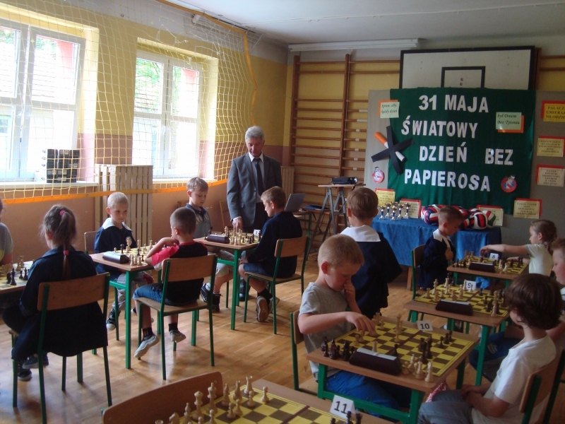 Zawody szachowe w Porębie