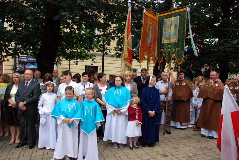 Uroczystości peregrynacji w Brzesku
