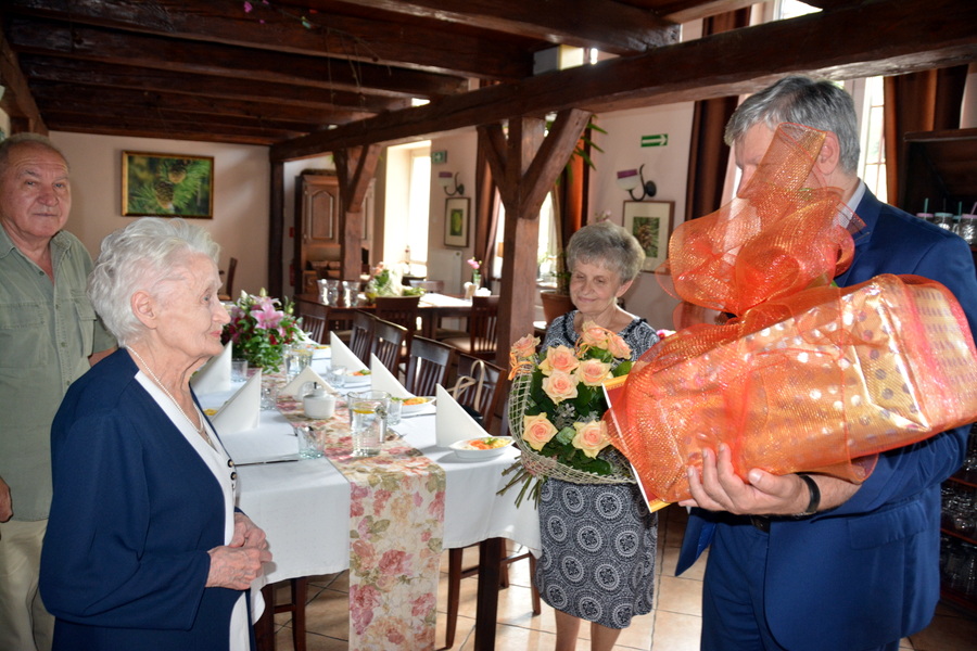 Sto dwa lata pani  Heleny Radzim