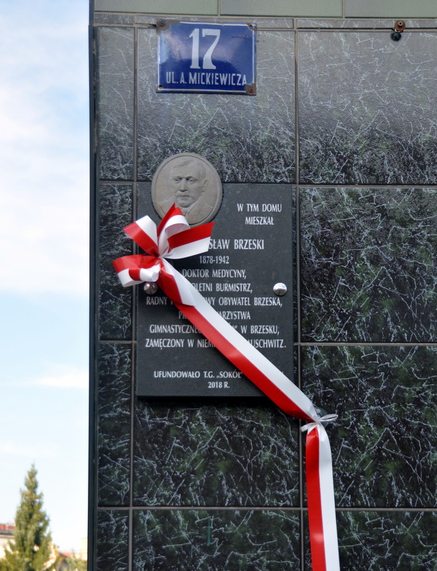 Tablice dla zasłużonych mieszkańców Brzeska