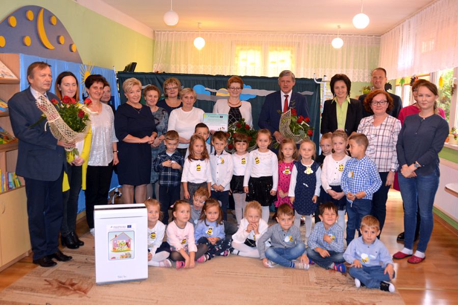 Oczyszczacze powietrza trafiły do brzeskich szkół i przedszkoli