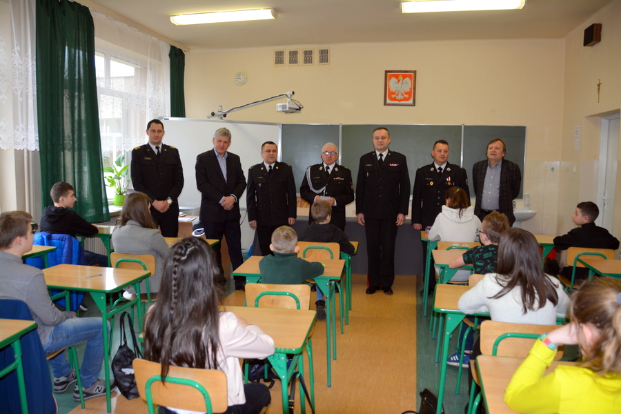 Młodzież zapobiega pożarom