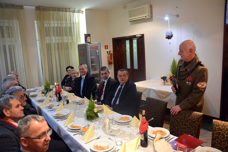 Opłatek z brzeskim Sokołem