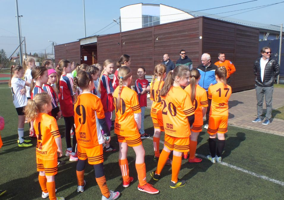 Piłkarskie powitanie wiosny