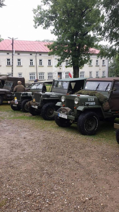 Zlot zabytkowych pojazdów militarnych