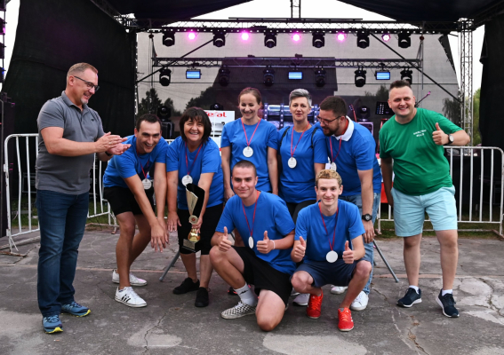 Sterkowiec z Pucharem Burmistrza