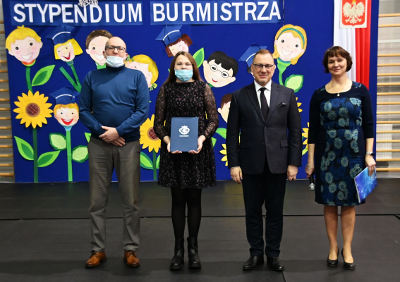Wręczenie stypendiów w SP 3 Brzesko