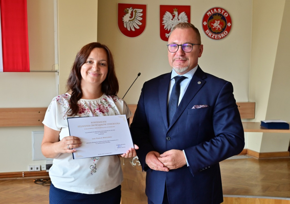 Nowi dyrektorzy, awanse oraz przekształcenia