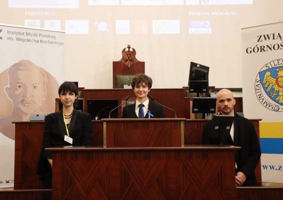 Krasomówczyni z brzeskiego LO