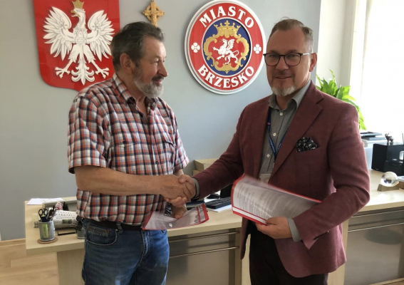 JASIEŃ. Rusza budowa boiska