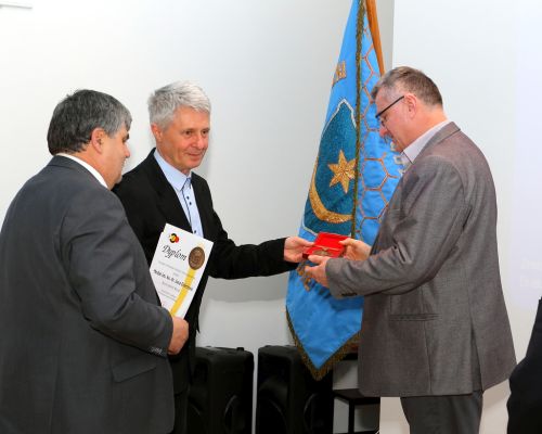 Nagrody i wyróżnienia dla brzeskich pszczelarzy