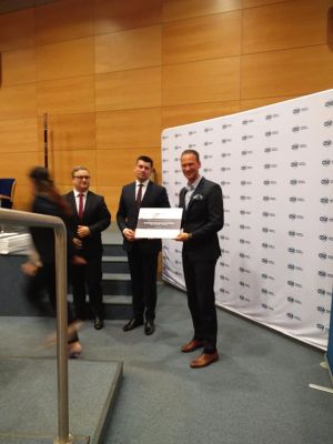 Pracownie multimedialne dla szkół w Brzesku i w Buczu