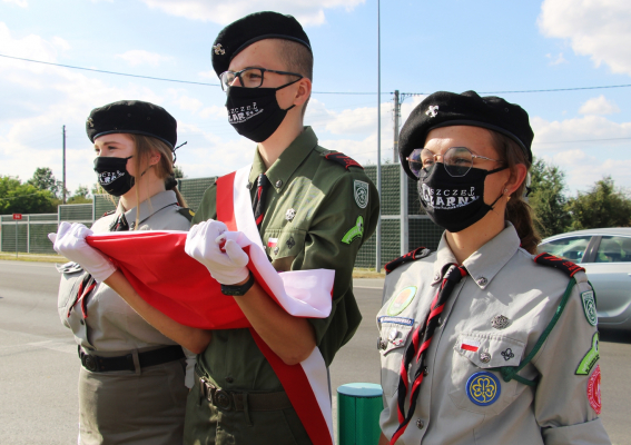 W hołdzie powstańcom