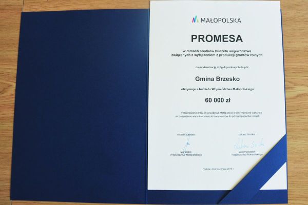 Na drogi dojazdowe do pól