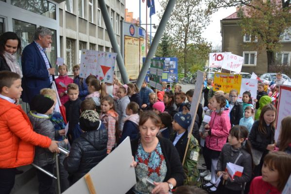 Patriotyczny korowód