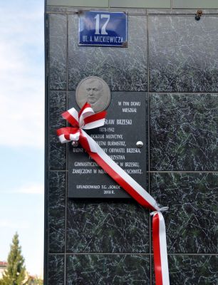 Tablice dla zasłużonych mieszkańców Brzeska