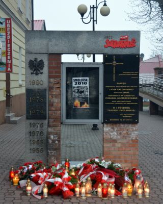 Obchody 6. rocznicy katastrofy smoleńskiej