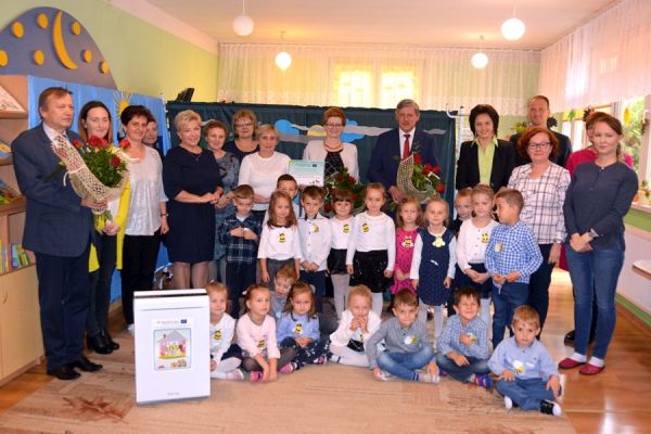 Oczyszczacze powietrza trafiły do brzeskich szkół i przedszkoli