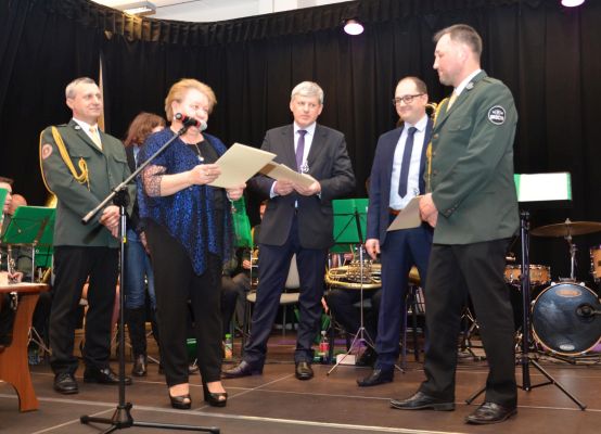 Wieczór niespodzianek