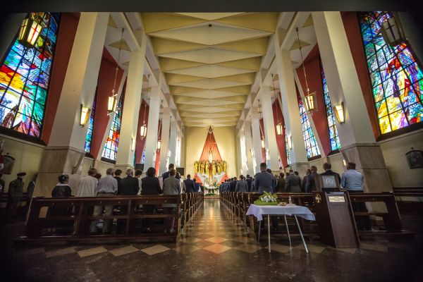 Brzeska komenda ze sztandarem