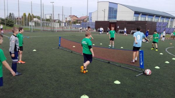 Zagrali w siatkonogę