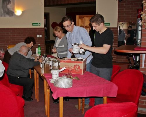 Kwestowali na odnowę zabytkowych nagrobków