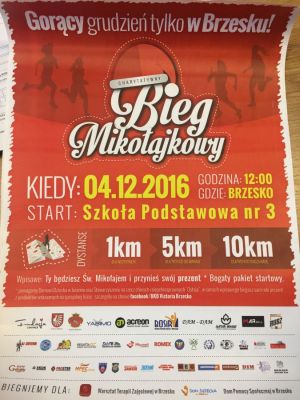 Charytatywny bieg mikołajkowy