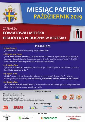 Miesiąc papieski w bibliotece