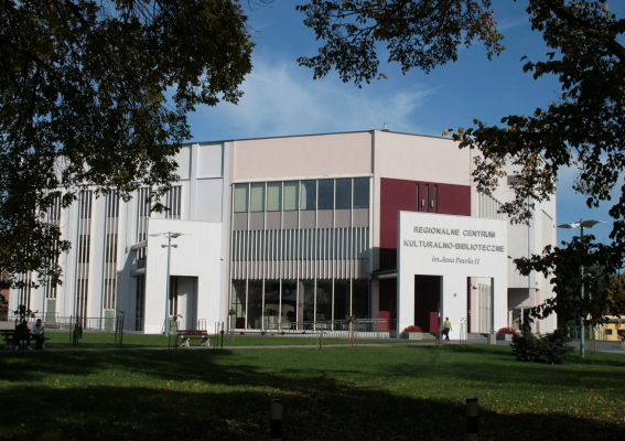 Biblioteka znowu dostępna