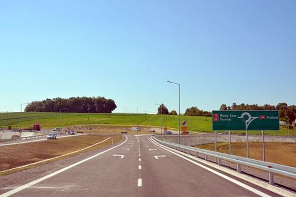 Zjazd z autostrady 44 miliony zł