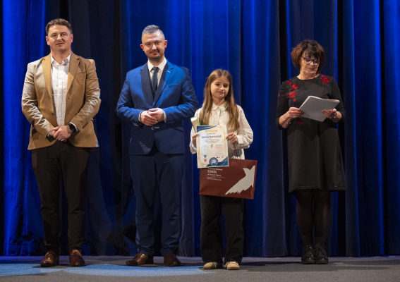 Poszukiwania 2025 i sukces Adeli